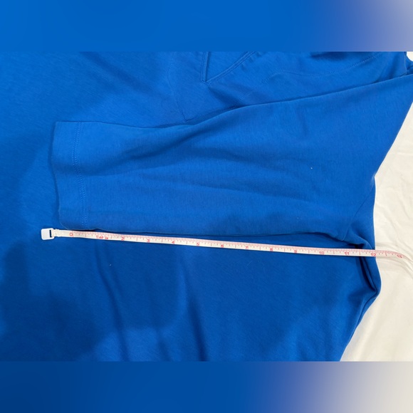 L.L. Bean Women's Blue Top - Picture 4 of 4